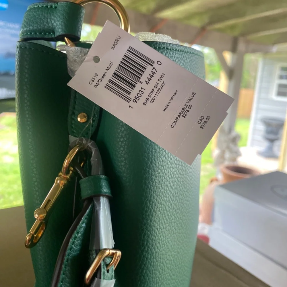 Brand New Coach Bag Beautiful Green - Picture 2 of 5